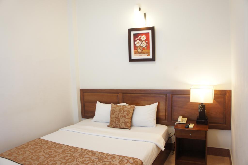 Hong Han Hotel Ho Chi Minh City Exterior photo