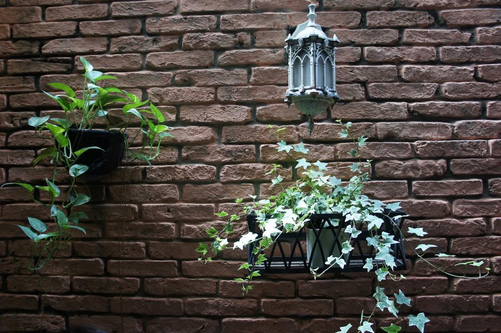 Hong Han Hotel Ho Chi Minh City Exterior photo