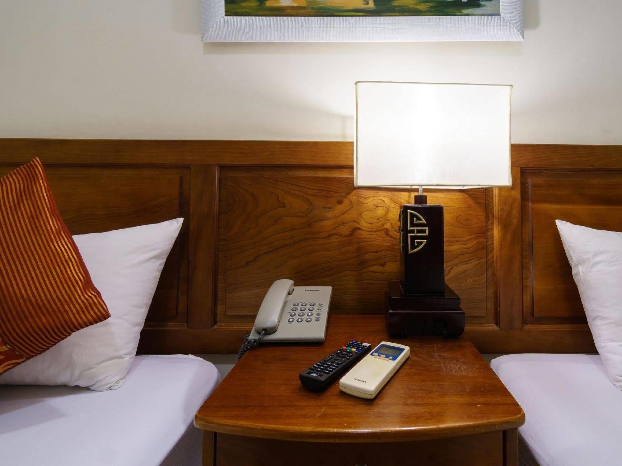 Hong Han Hotel Ho Chi Minh City Exterior photo